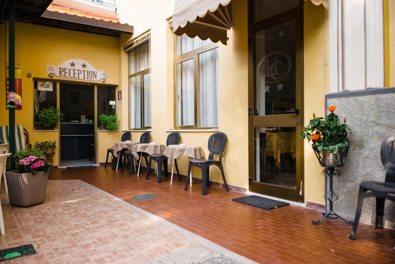 Hotel Cynthia Finale Ligure Exterior photo