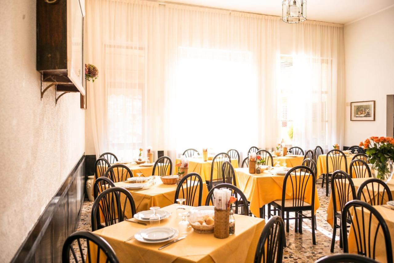 Hotel Cynthia Finale Ligure Exterior photo